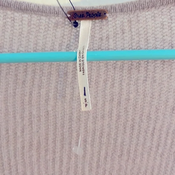 Free People, longsleeve, sheer sweater, plunging neckline, go out and wow them👀 - Picture 3 of 7